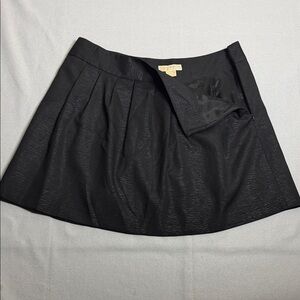 Black Textured Pleated A-Line Mini Skirt Side Zipper Size M